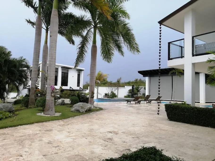 Hacienda Ortiz: Luxury Space. Villa Matanzas Dominican Republic